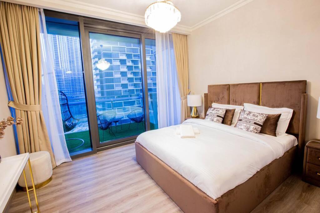 Magnificent 2 Bedroom With Stunning Burj Khalifa View Dubai Exterior foto