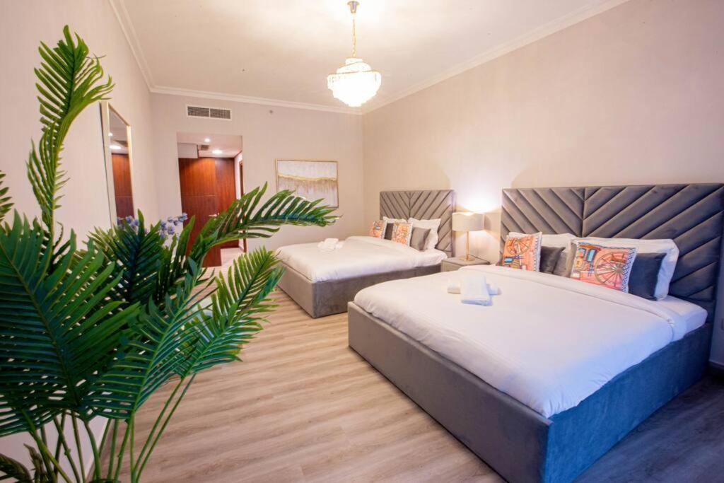Magnificent 2 Bedroom With Stunning Burj Khalifa View Dubai Exterior foto